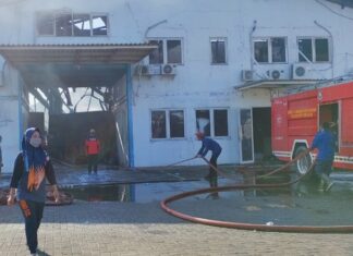 Lokasi Pabrik Cat Dan Tiner Setelah Terbakar (foto Rizal)