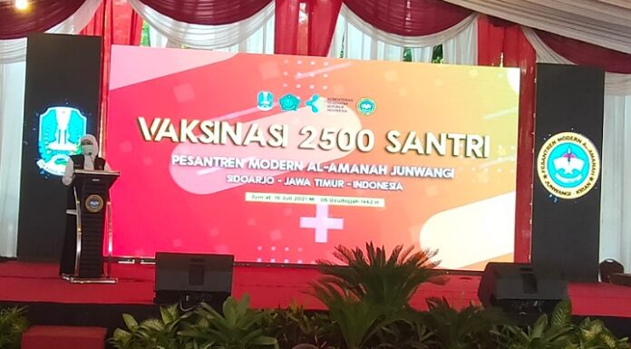 Gubernur Jatim Khofifah Indar Parawansa Di Pondok Pesantren Al Amanah Junwangi Sidoarjo